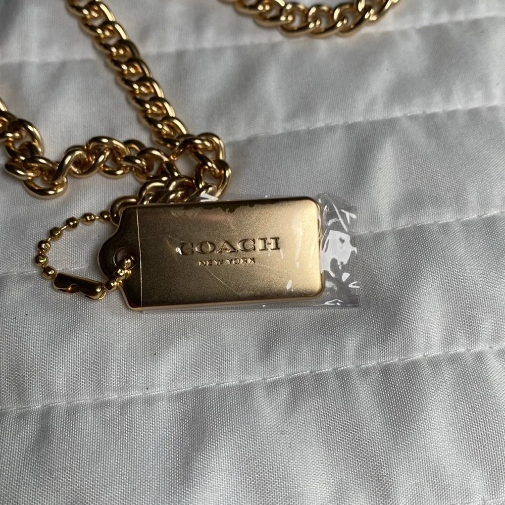 Coach crossbody bag with gold chain - Picture 3 of 7